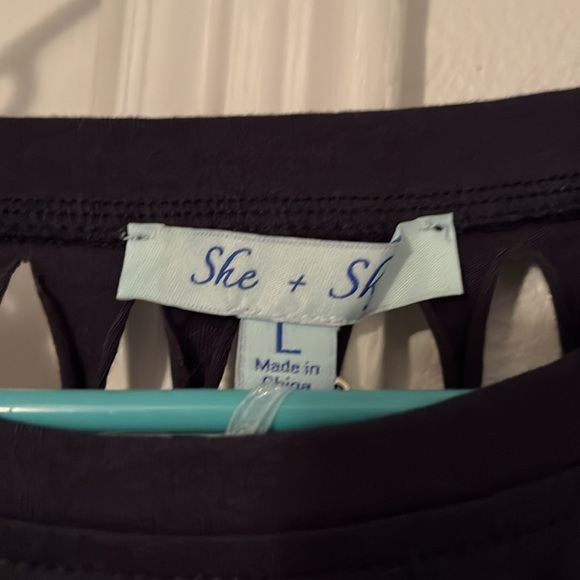 Navy women’s t-shirt dress - Picture 2 of 3